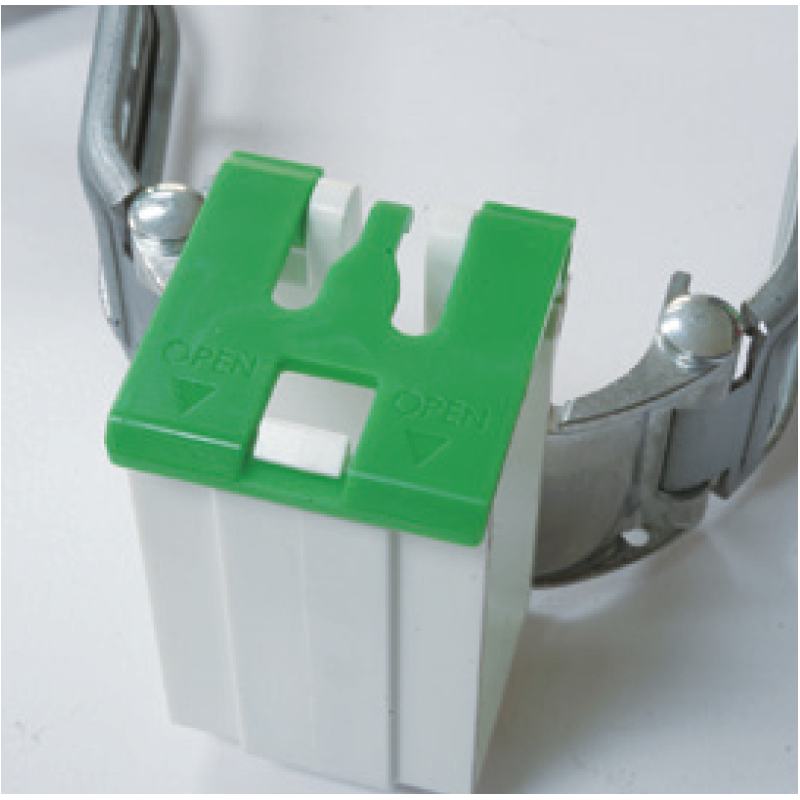 Pull-out rail for server with cable management