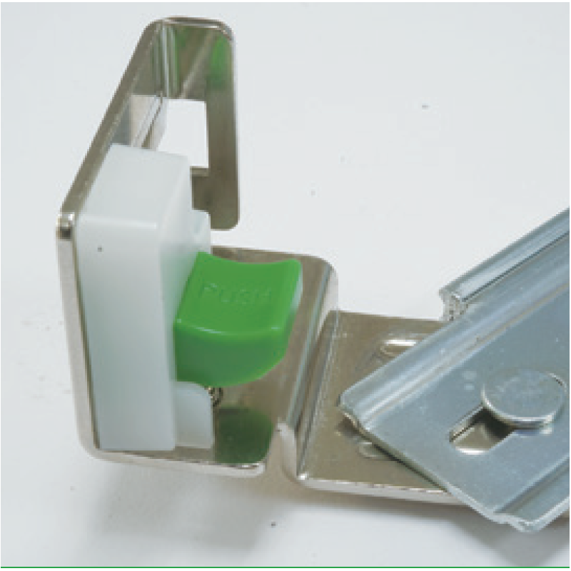 Pull-out rail for server with cable management