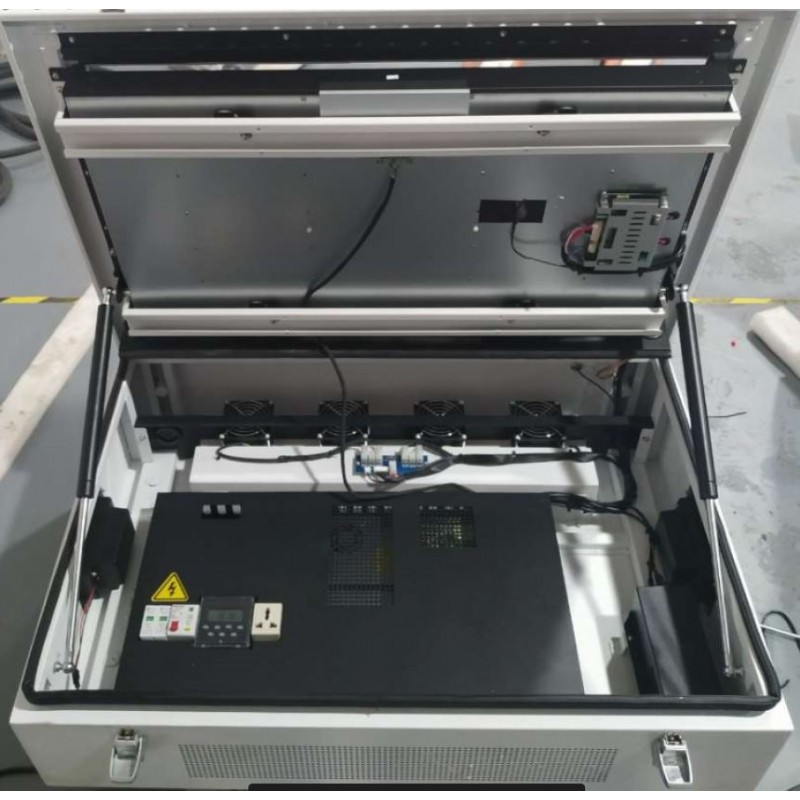 32" Udendørs Panel PC vandtæt Høgh nits 1500 til sollys med automatisk lyssensor