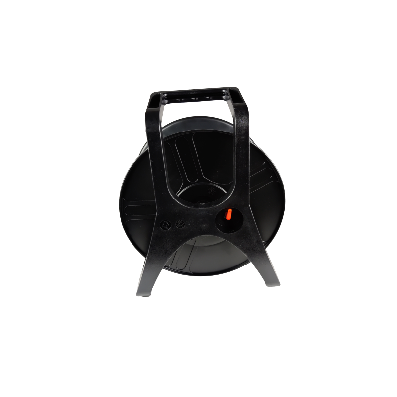 Robust cable drum for fiber cable. Up to 200 meter armored duplex fiber cable