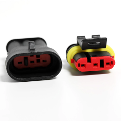 Waterproof connectors for automotive