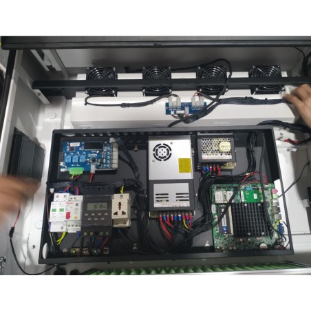 32" Udendørs Panel PC vandtæt Høgh nits 1500 til sollys med automatisk lyssensor