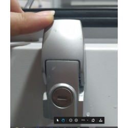 32" Udendørs Panel PC vandtæt Høgh nits 1500 til sollys med automatisk lyssensor