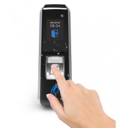 Adgangskontrol med fingerprint scanner, RFID og Bluetooth