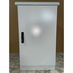 20U 19" udendørs rackskab, dobbelt væg, 600 x 600mm. 400mm dyb. Termostatreguleret 450W køler