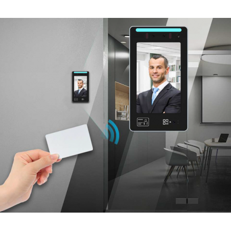 AI Face recognition terminal. Smart ansigtsgenkendelse, ID og temperatur alarm adgangssystem.